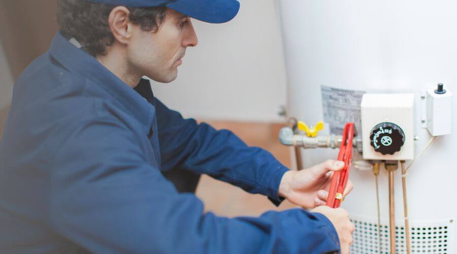 Professional water heater repair in Warren, OH